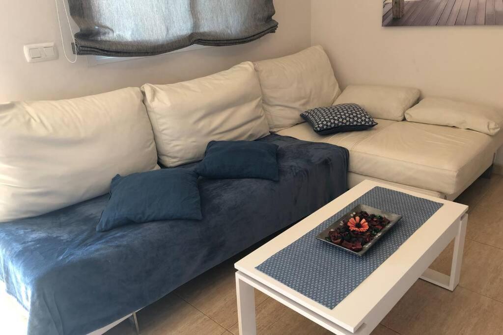 Beautiful Apartment With Swimming Pool And Beach 阿利坎特 外观 照片