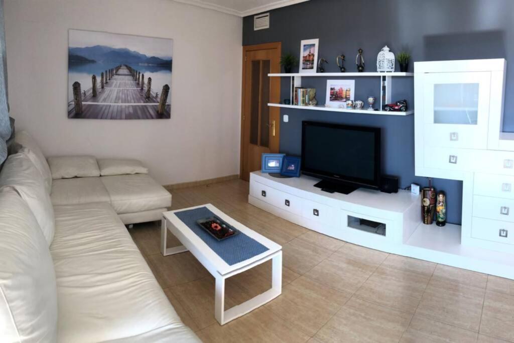 Beautiful Apartment With Swimming Pool And Beach 阿利坎特 外观 照片